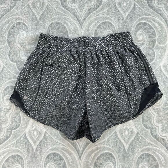 Womens Lululemon Hotty Hot Short Long (Reflective) - Picture 4 of 7
